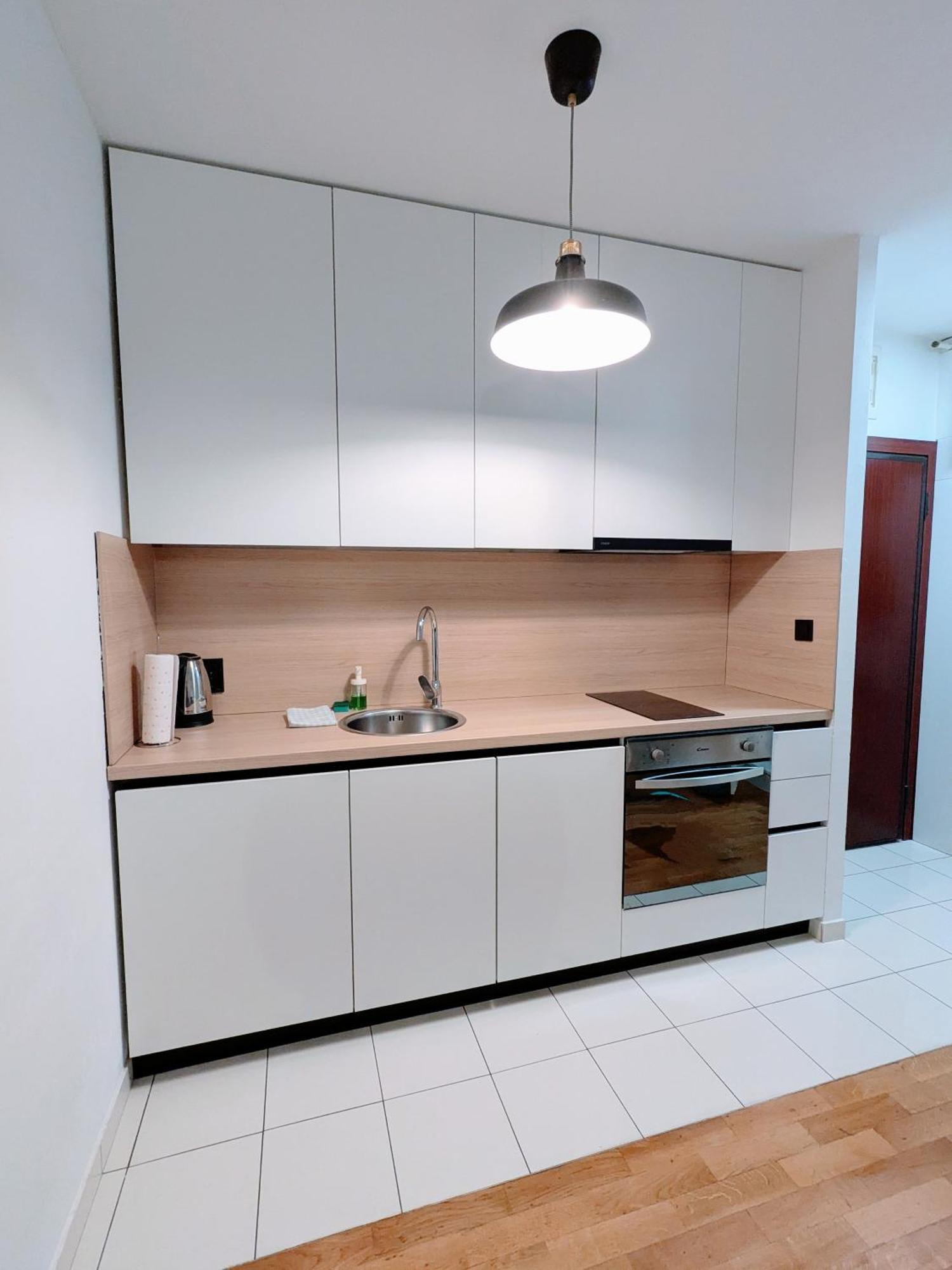 Doma-Lu Apartment-Near Airport And Highway- Free Parking Velika Mlaka Bagian luar foto