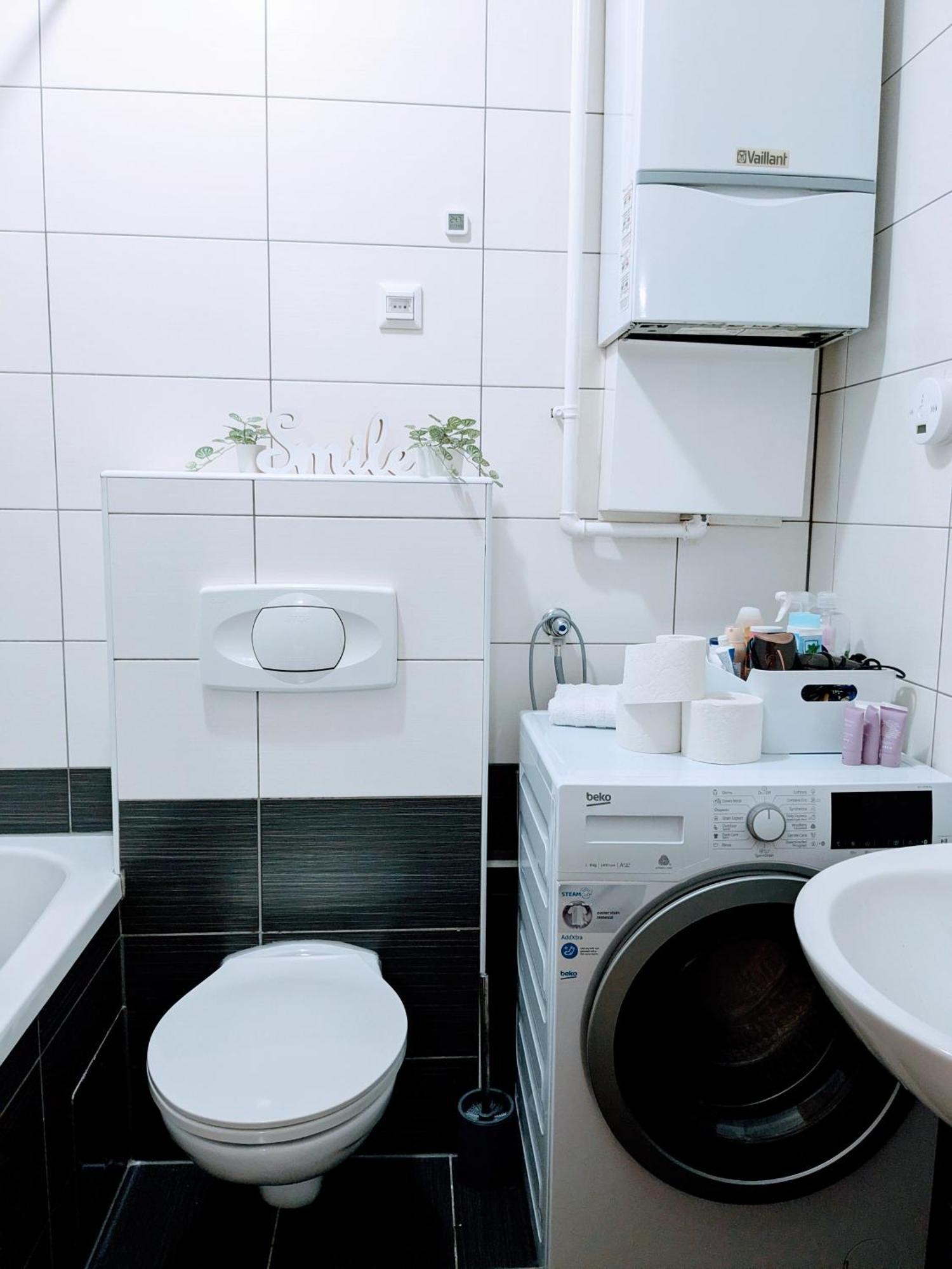 Doma-Lu Apartment-Near Airport And Highway- Free Parking Velika Mlaka Bagian luar foto